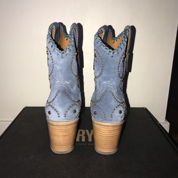 😍Frye Studded Boots😍 - Picture 3 of 8